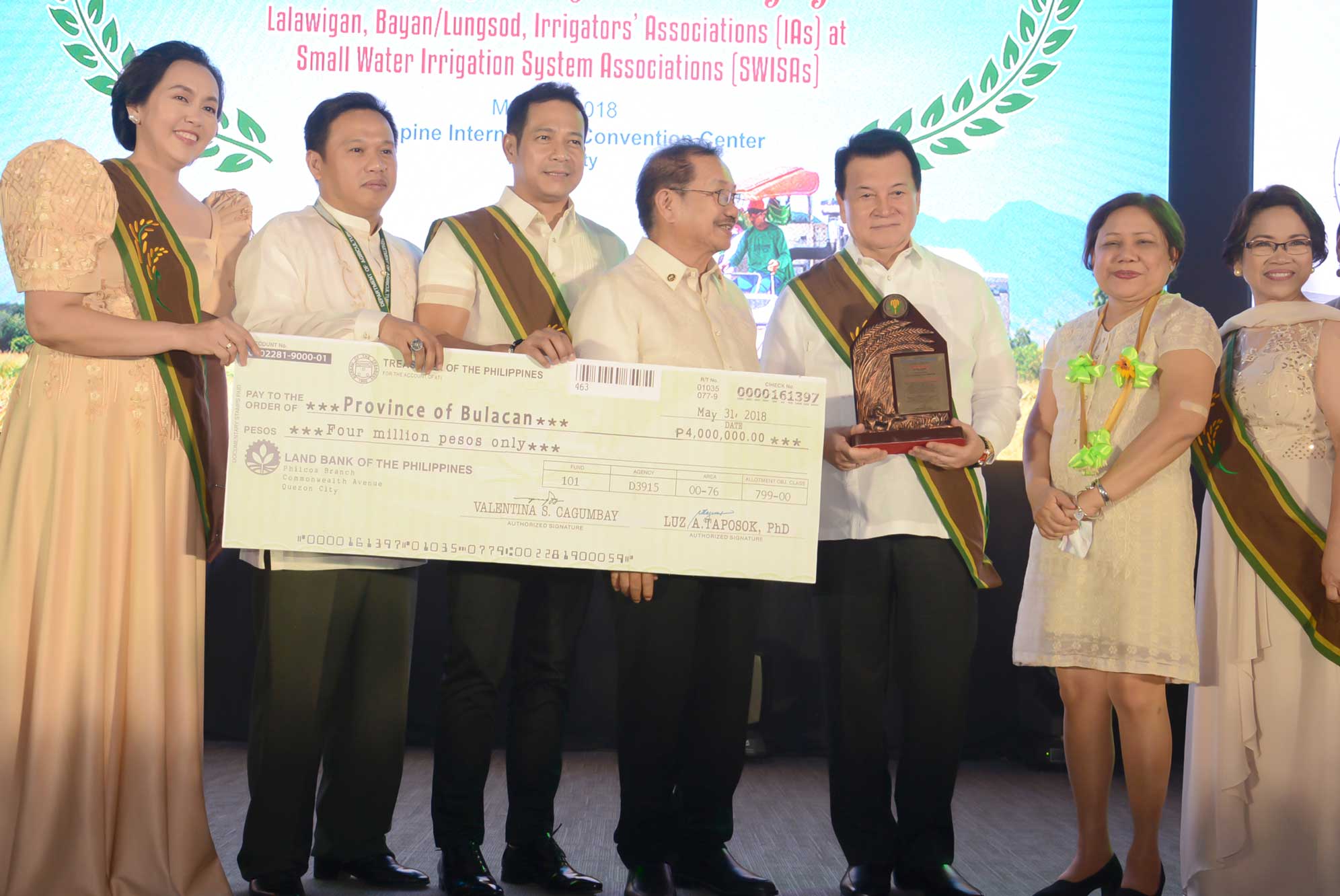 Bulacan bags outstanding rice producing province award – Provincial ...